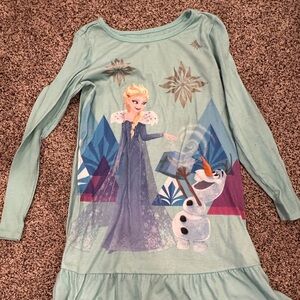 Disney Elsa nightgown size 7/8